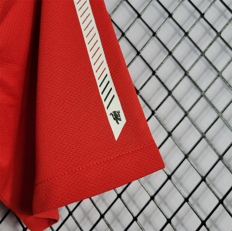 Manchester United 10-11 Heim Retro