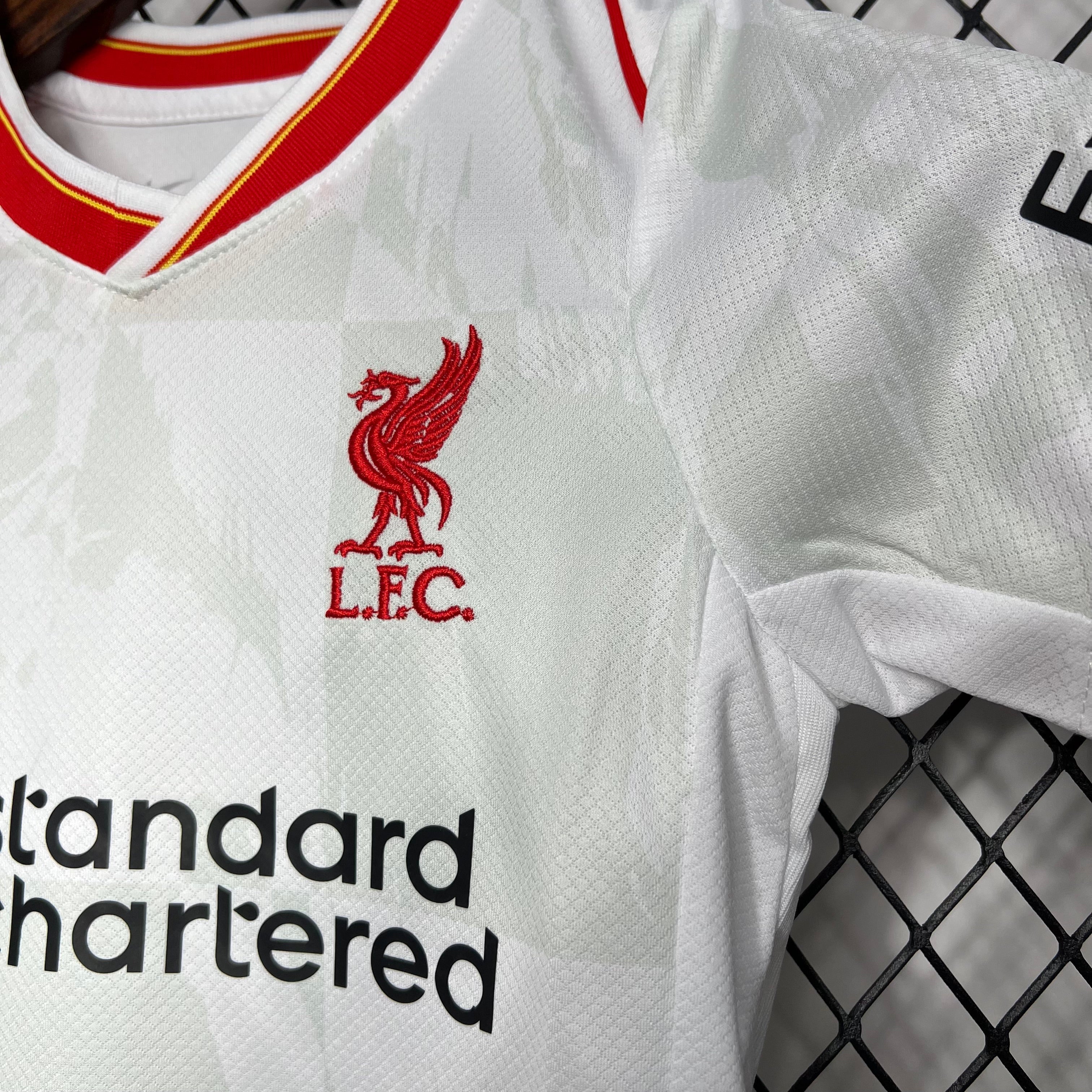 Liverpool 24/25 Drittes Trikot Kinder
