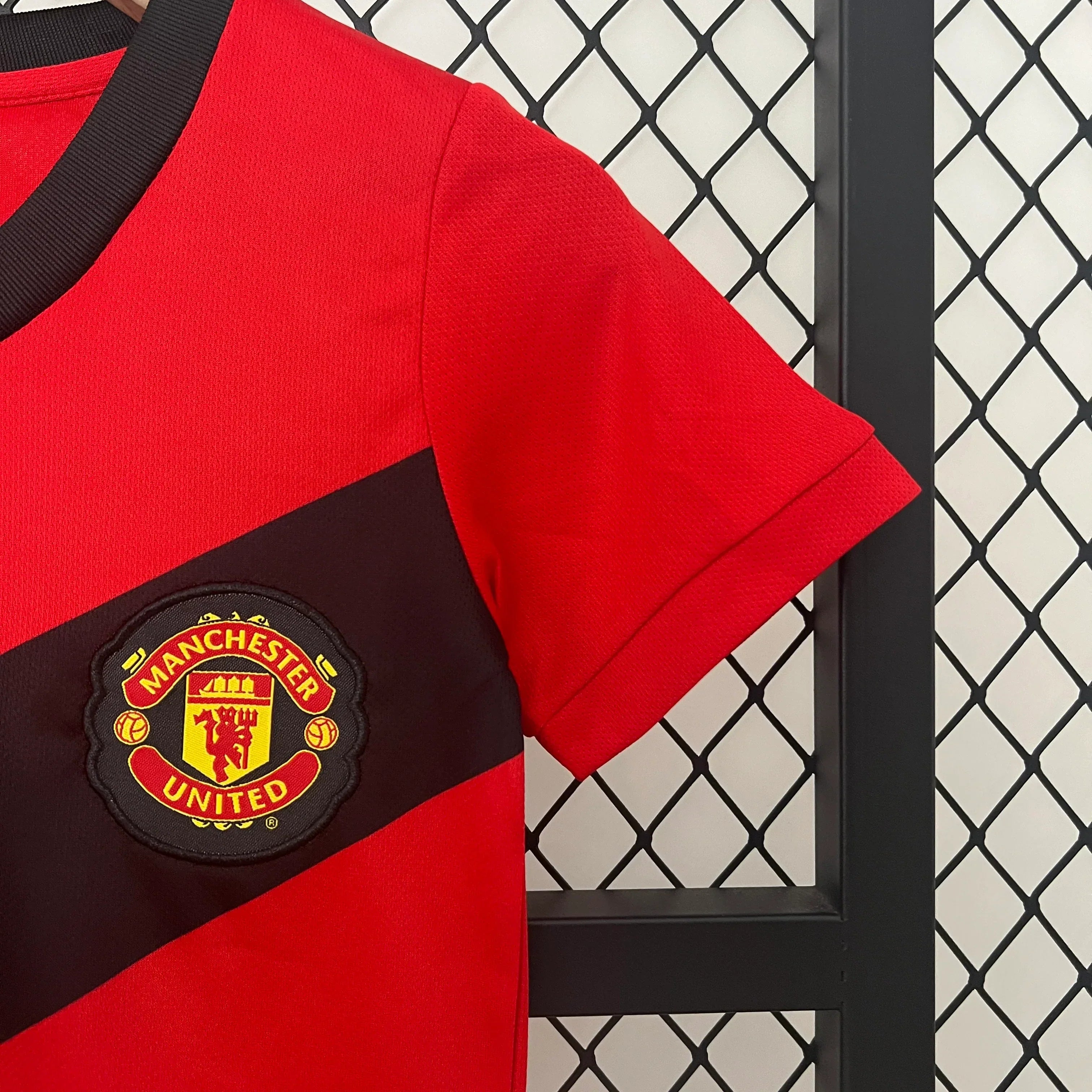 Camiseta retro de local Manchester United 09/10 para niños