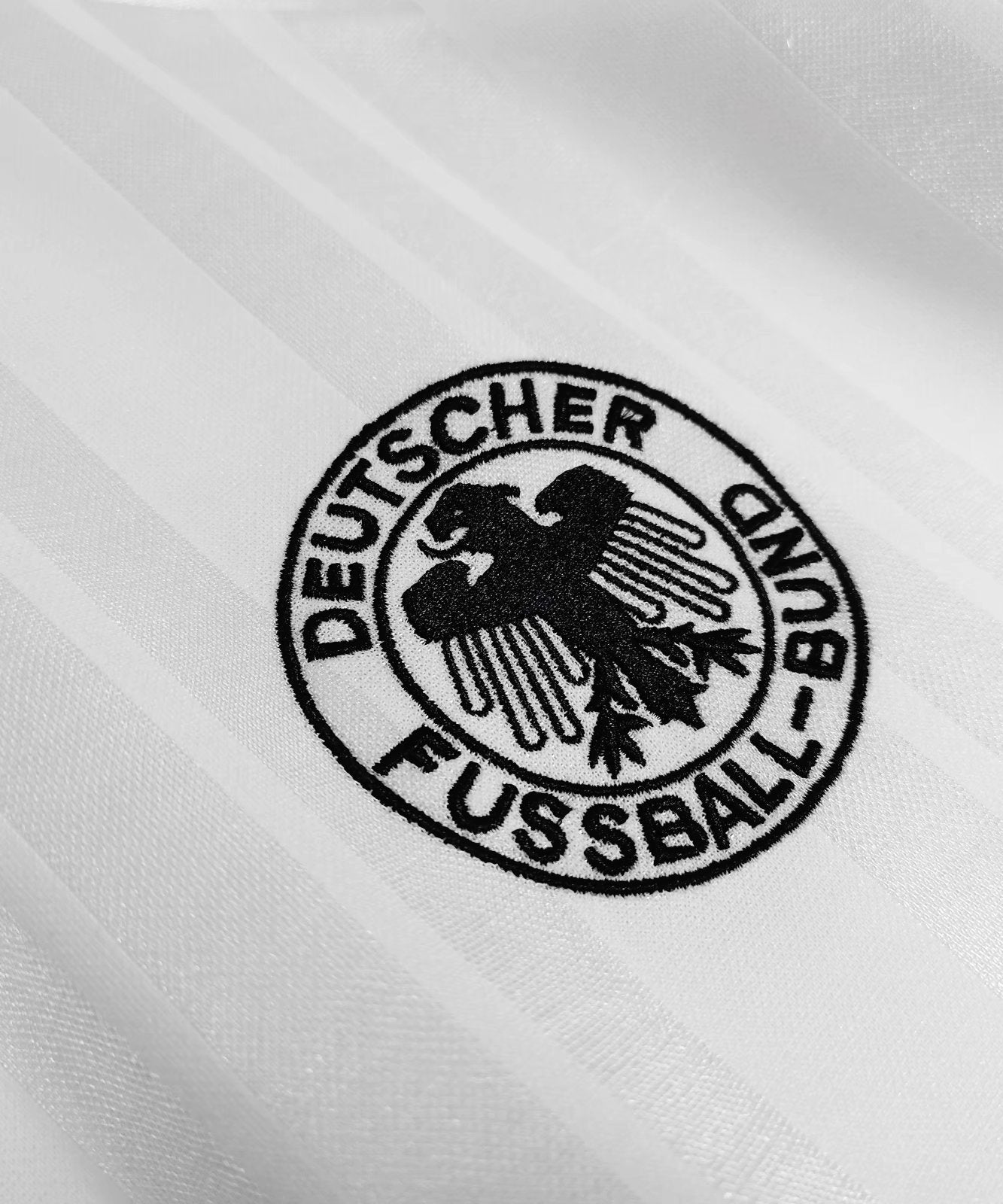 Duitsland 1992-1993 Thuis Retro Tenue