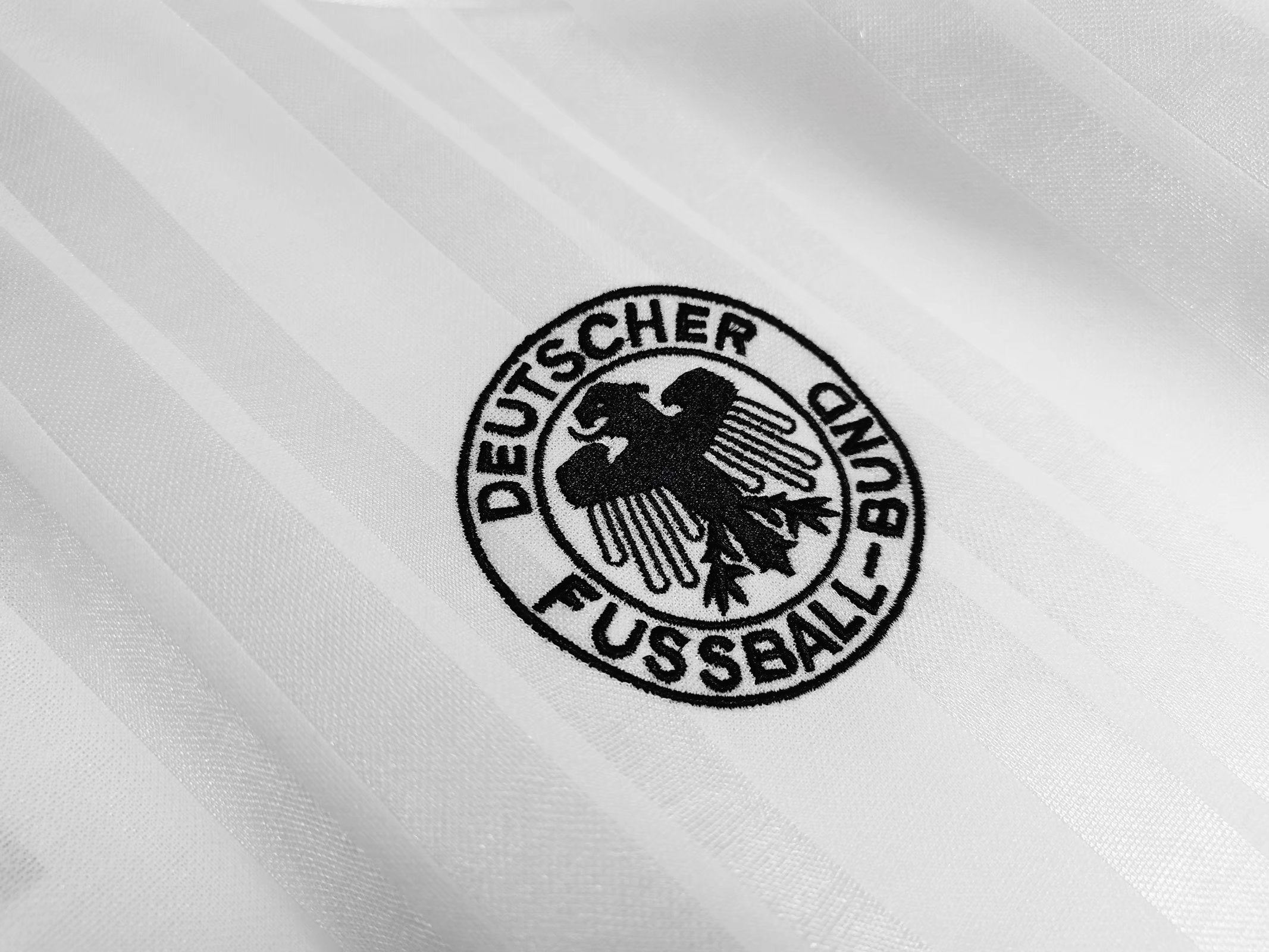 Duitsland 1992-1993 Thuis Retro Tenue