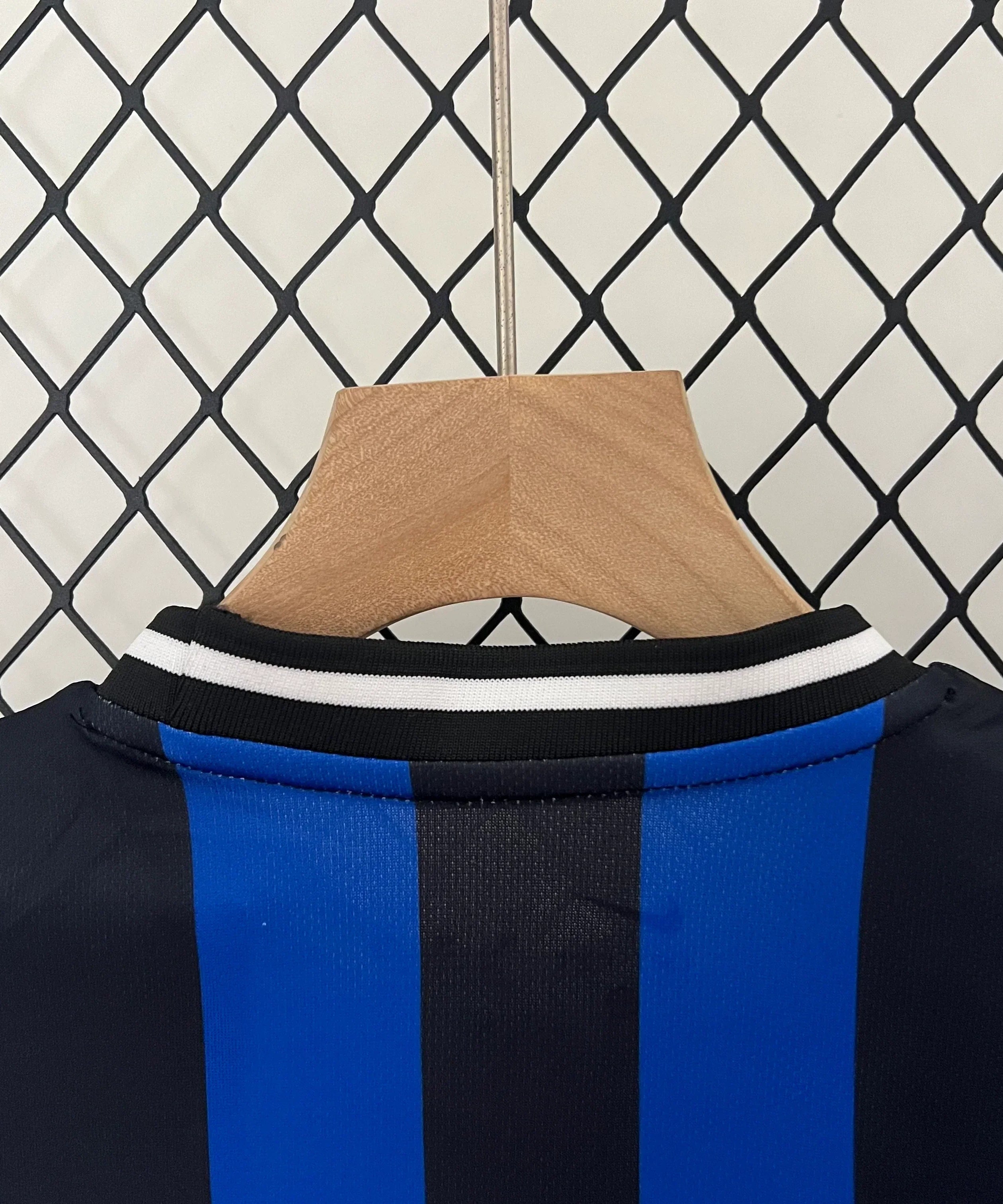 قميص إنتر ميلان الأساسي للأطفال لموسم 2009/2010