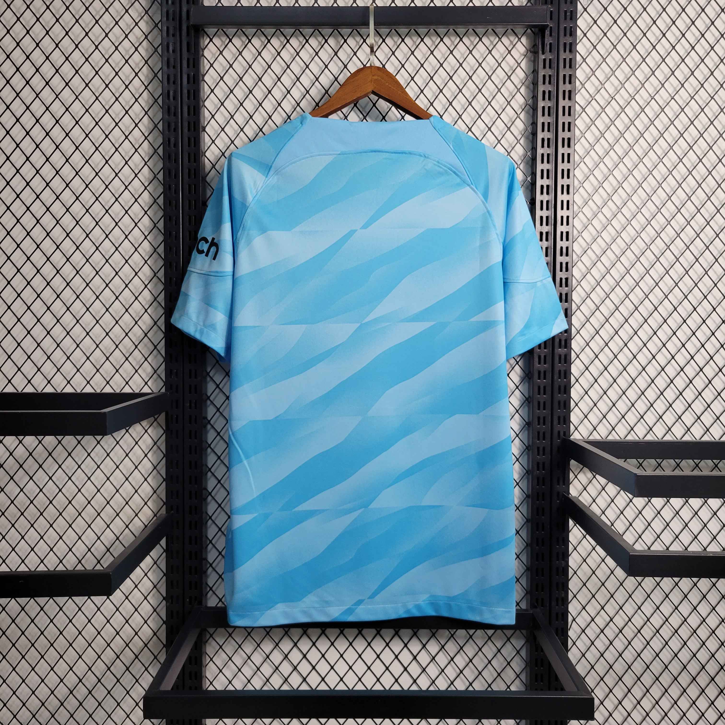 Tottenham HotSpur "Blue Ocean" Special