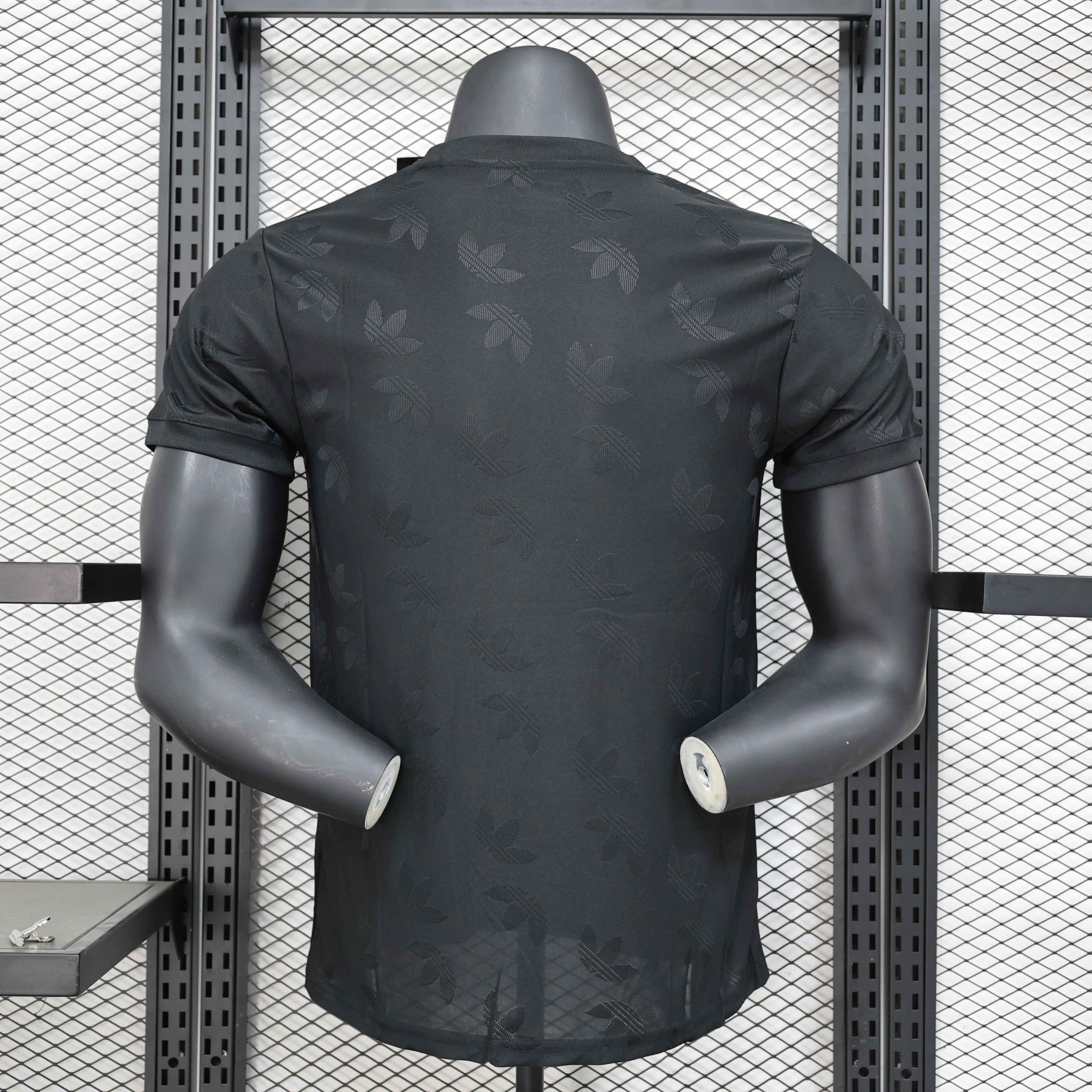 Arsenal "Black Ars" Special Edition