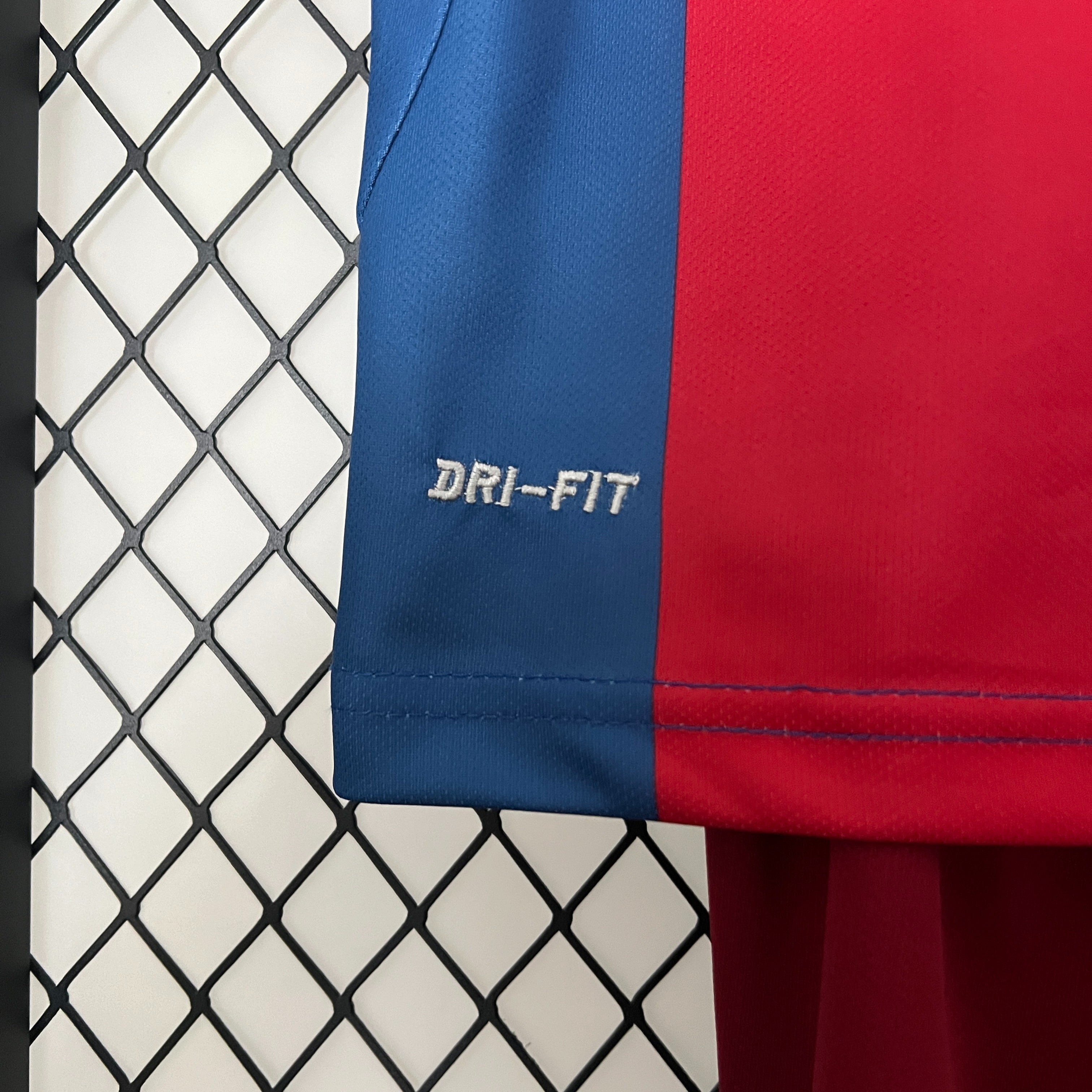 Barcelona 10-11 Home Retro Kids kit