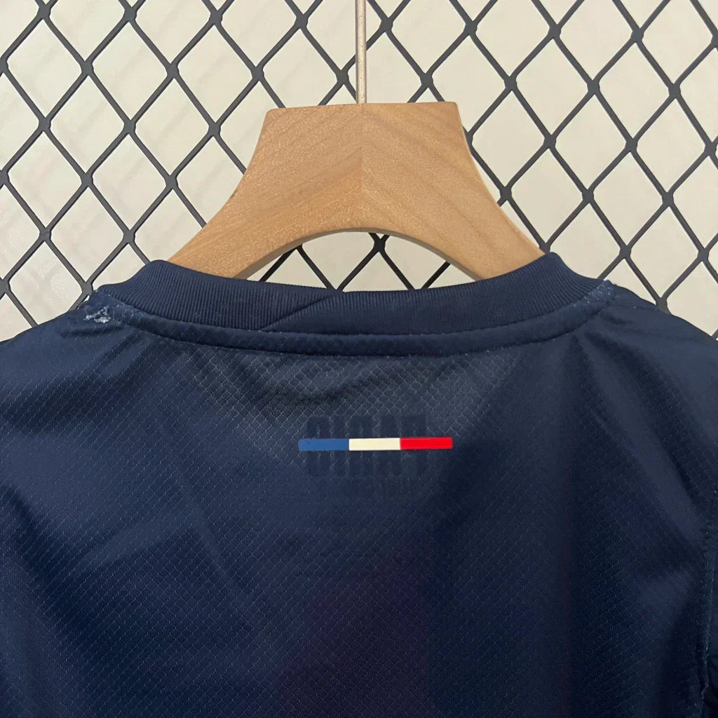 قميص باريس سان جيرمان الأساسي للأطفال لموسم 24/25