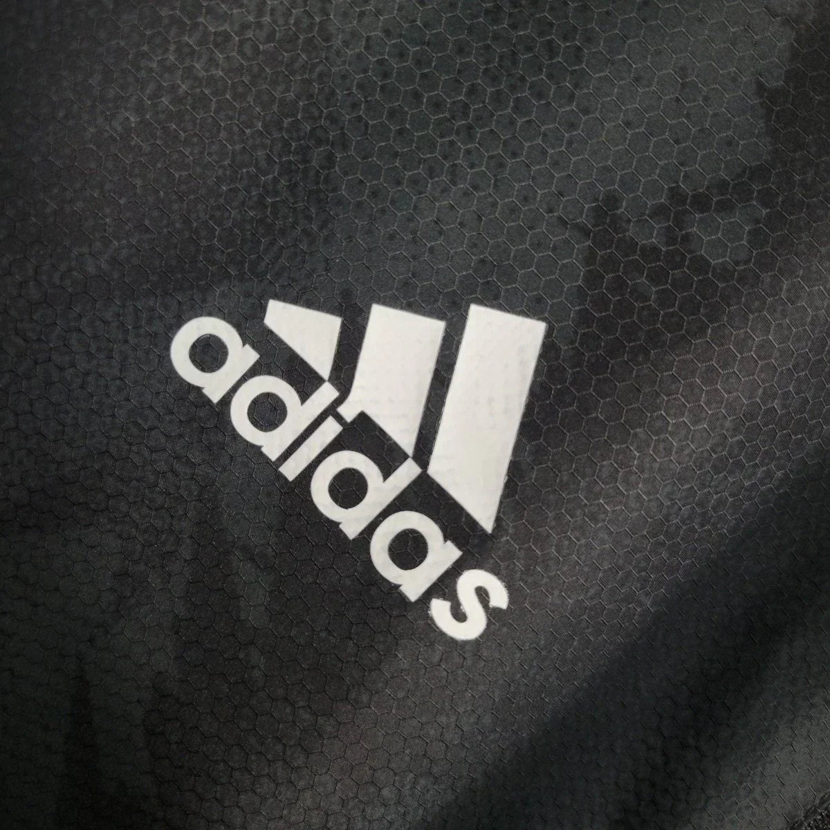 جاكيت يوفنتوس 1 المقاوم للرياح 23/24