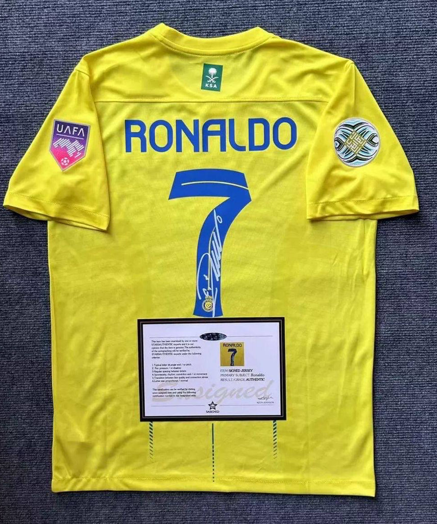 Al Nassr "Ronaldo" Signiertes Trikot III